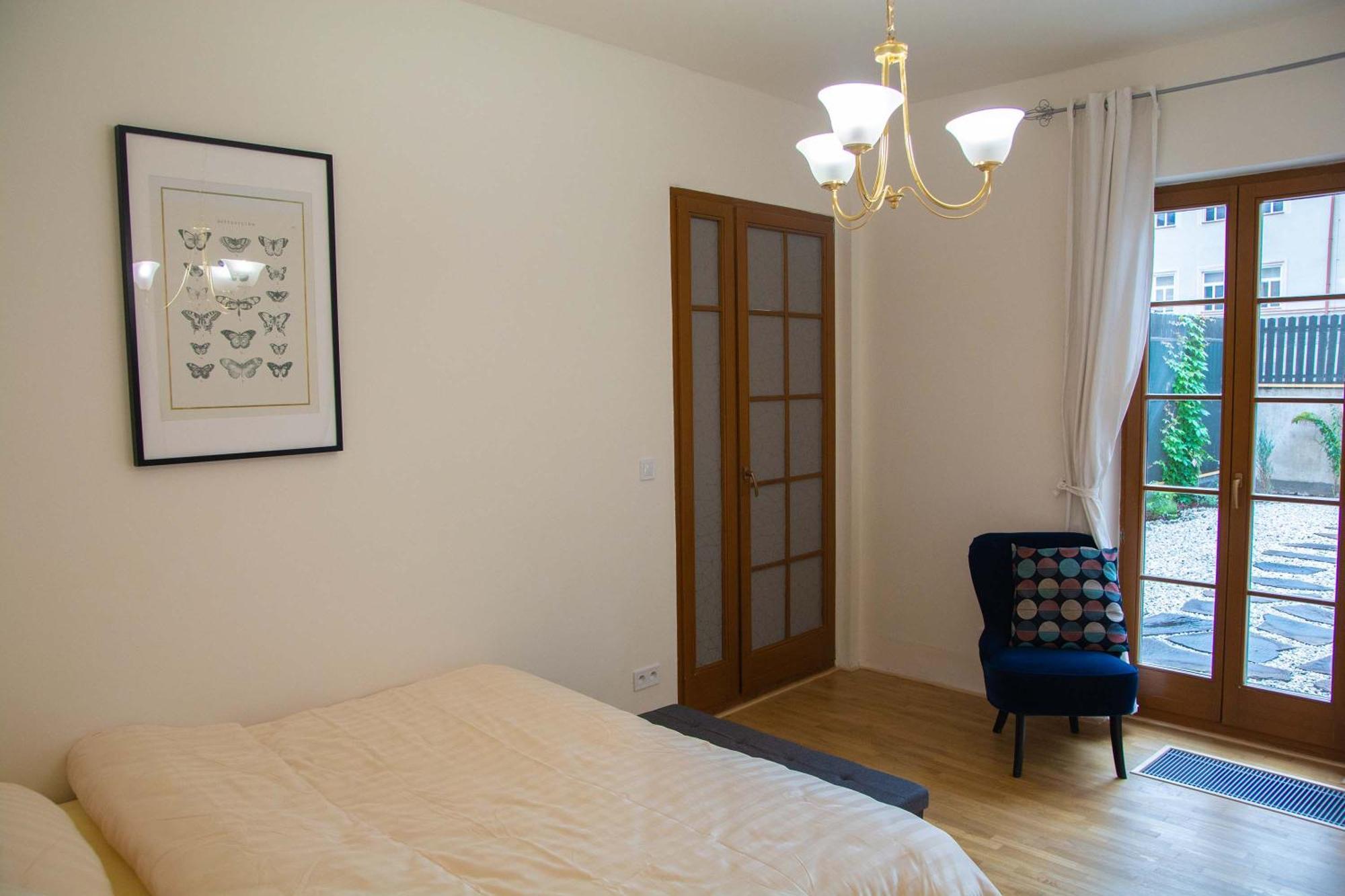 New City Centre Garden Apartment - Central Location براغ المظهر الخارجي الصورة