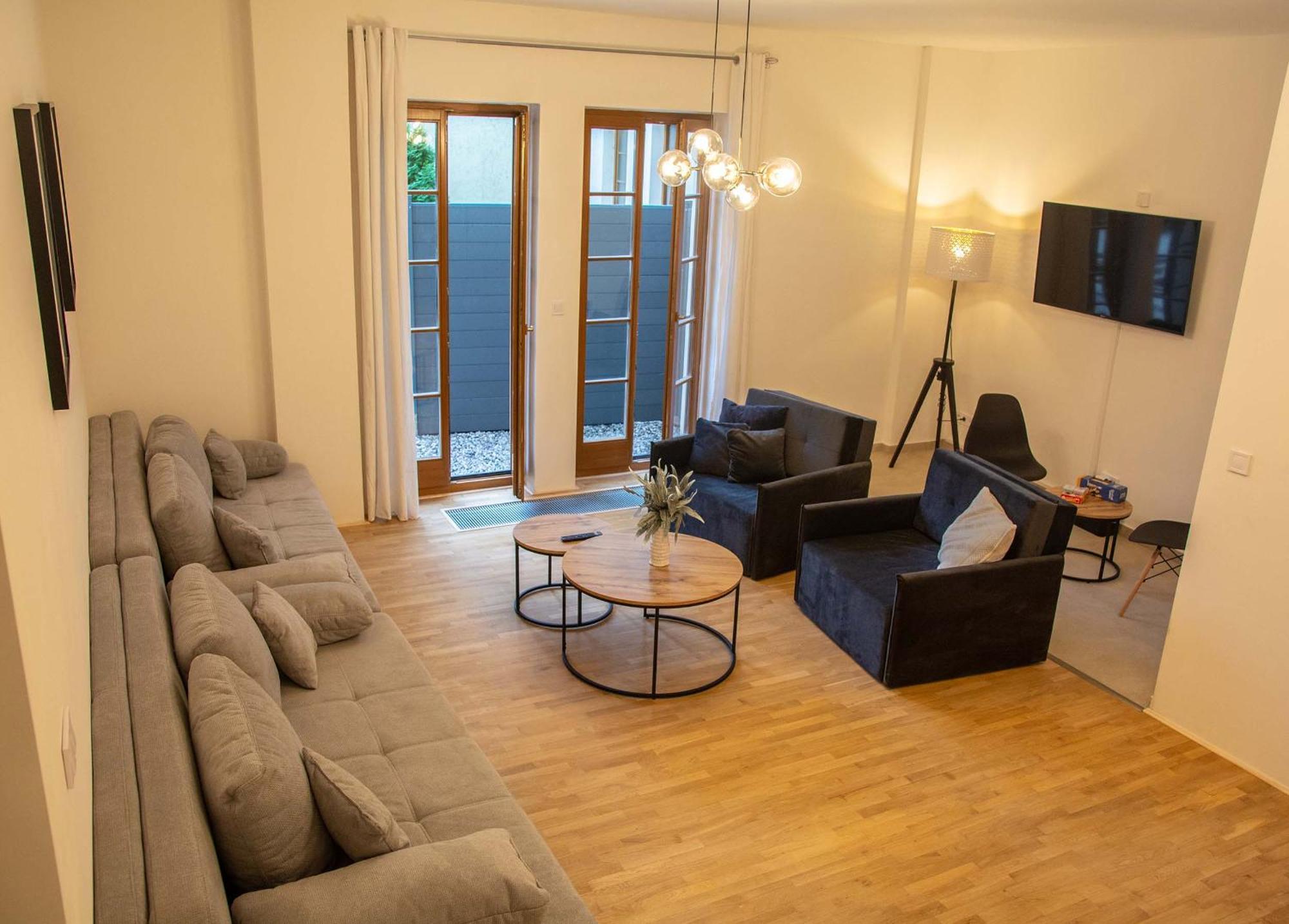 New City Centre Garden Apartment - Central Location براغ المظهر الخارجي الصورة